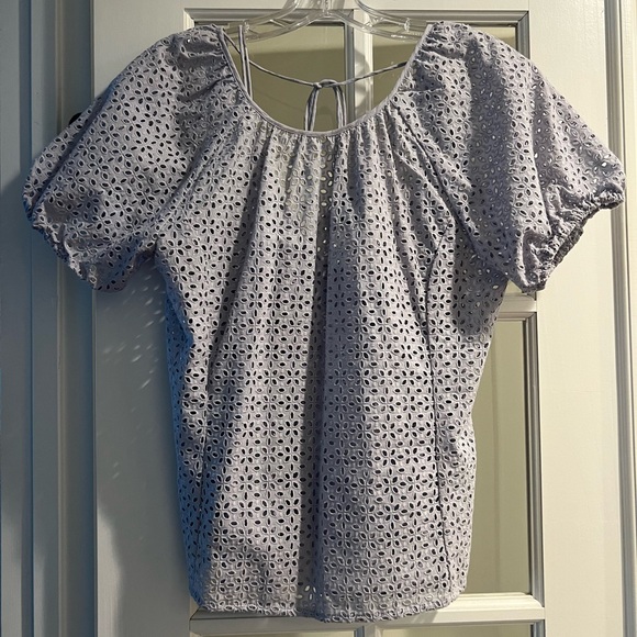 NWT J.Crew eyelet top in a super pretty lavender w/ removable camisole. Size 6. - Picture 6 of 7